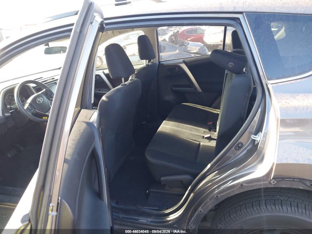 Toyota RAV4 LE 2016 JTMZFREV0GJ094688 Image 8