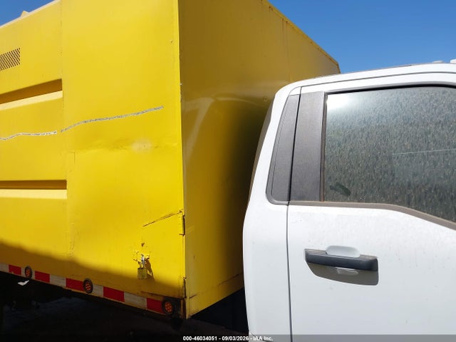 Ford F-550 Chassis Xl 2024 1FDUF5GT0REE19734 Image 17
