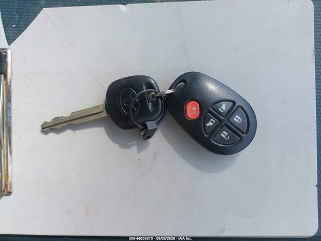 46034079 :رقم المزاد ، 5TDKZ3DC7HS766515 vin ، 2017 Toyota Sienna Le 8 Passenger مزاد بيع