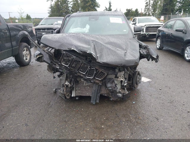 Продажа на аукционе авто 2024 Jeep Grand Cherokee 4xe, vin: 1C4RJYB60R8516507, номер лота: 46034097