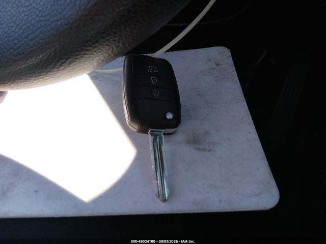 3KPFK4A70HE058216 KIA FORTE LX