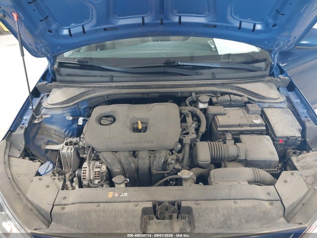 2020 Hyundai Elantra Se მანქანა იყიდება აუქციონზე, vin: 5NPD74LF4LH601696, აუქციონის ნომერი: 46034114