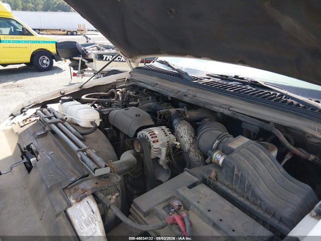 46034132 :رقم المزاد ، 1FDXF46F93EA45697 vin ، 2003 Ford F-450 Xl/xlt مزاد بيع