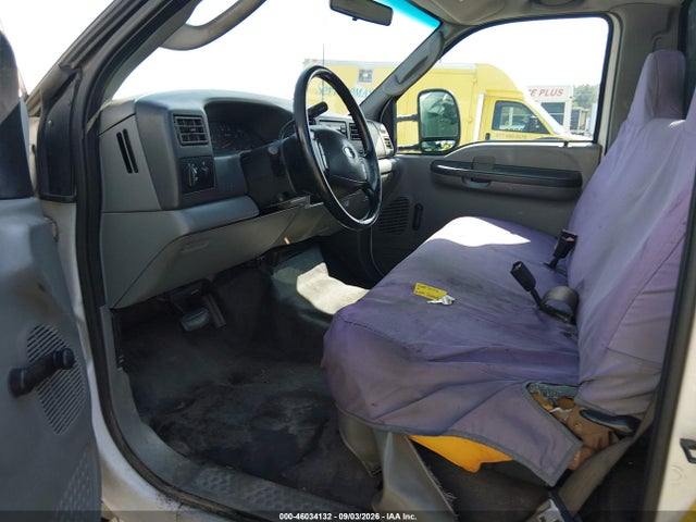 46034132 :رقم المزاد ، 1FDXF46F93EA45697 vin ، 2003 Ford F-450 Xl/xlt مزاد بيع