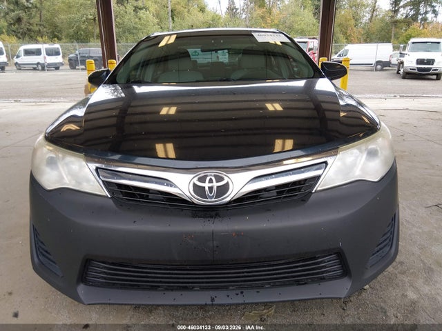 46034133 :رقم المزاد ، 4T1BF1FK2DU239243 vin ، 2013 Toyota Camry Le مزاد بيع