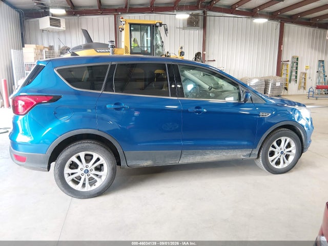 Продаж на аукціоні авто 2019 Ford Escape Se, vin: 1FMCU9GD0KUA36924, номер лоту: 46034139