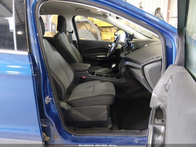 Продаж на аукціоні авто 2019 Ford Escape Se, vin: 1FMCU9GD0KUA36924, номер лоту: 46034139