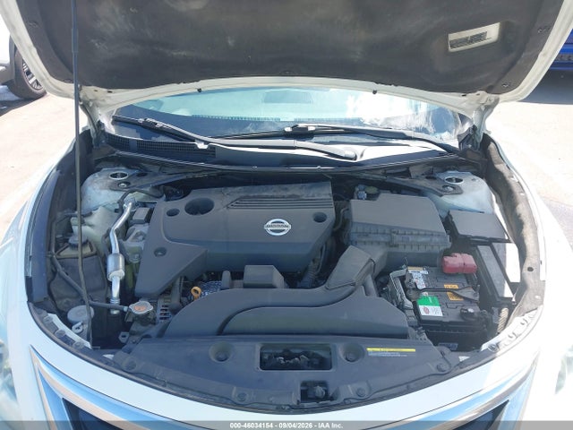 Nissan Altima 2.5 S 2015 1N4AL3AP7FC577680 Image 10