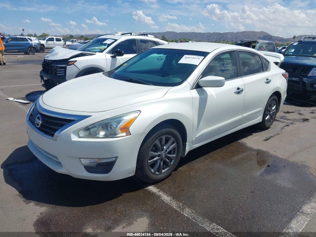 Nissan Altima 2.5 S 2015 1N4AL3AP7FC577680 Image 2
