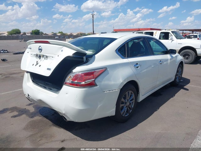 Nissan Altima 2.5 S 2015 1N4AL3AP7FC577680 Image 4