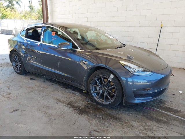 2018 Tesla Model 3 Long Range/mid Range მანქანა იყიდება აუქციონზე, vin: 5YJ3E1EA8JF157669, აუქციონის ნომერი: 46034160
