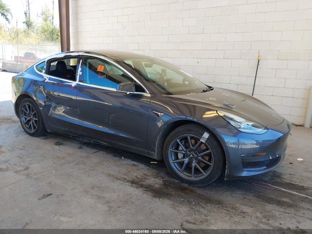 Продажа на аукционе авто 2018 Tesla Model 3 Long Range/mid Range, vin: 5YJ3E1EA8JF157669, номер лота: 46034160