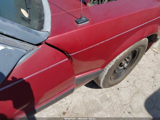 1986 Ford Mustang Lx/gt მანქანა იყიდება აუქციონზე, vin: 1FABP273XGF321041, აუქციონის ნომერი: 46034201