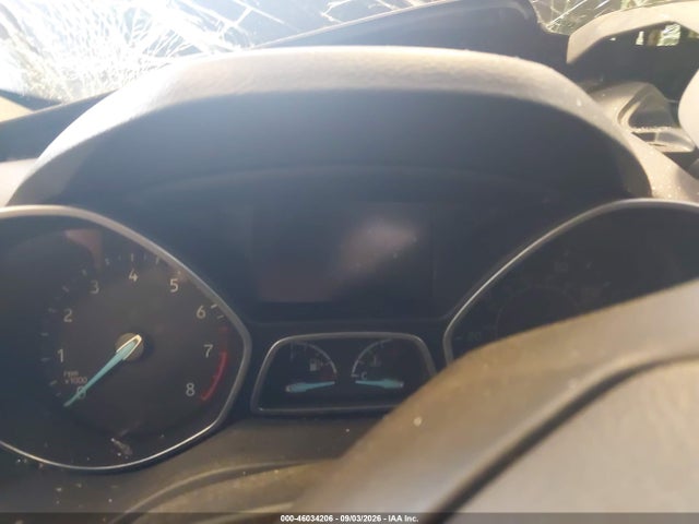 46034206 :رقم المزاد ، 1FMCU0HD0JUA20375 vin ، 2018 Ford Escape Sel مزاد بيع
