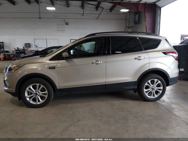 Продаж на аукціоні авто 2018 Ford Escape Se, vin: 1FMCU9GD5JUC38799, номер лоту: 46034215