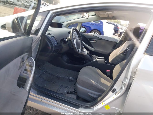 Auction sale of the 2013 Toyota Prius Two, vin: JTDKN3DU0D5642526, lot number: 46034240