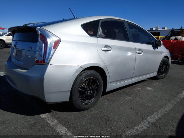 Toyota Prius Two 2015 JTDKN3DU0F0397341 Image 4