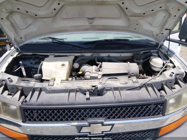46034260 :رقم المزاد ، 1GBHG31KX81113724 vin ، 2008 Chevrolet Express Cutaway Work Van مزاد بيع