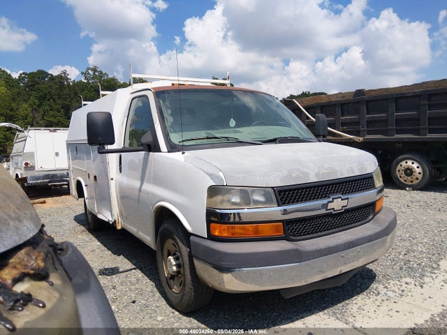 46034260 :رقم المزاد ، 1GBHG31KX81113724 vin ، 2008 Chevrolet Express Cutaway Work Van مزاد بيع