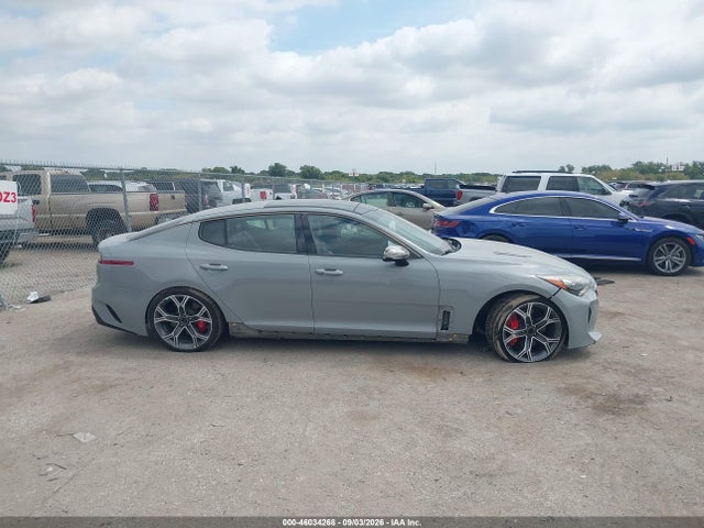 2018 Kia Stinger Gt2 მანქანა იყიდება აუქციონზე, vin: KNAE55LC0J6013627, აუქციონის ნომერი: 46034268
