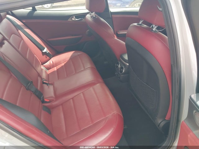 2018 Kia Stinger Gt2 მანქანა იყიდება აუქციონზე, vin: KNAE55LC0J6013627, აუქციონის ნომერი: 46034268