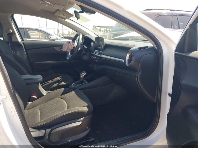 46034356 :رقم المزاد ، 3KPF24ADXME296171 vin ، 2021 Kia Forte Lxs مزاد بيع