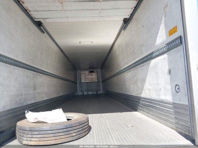 2015 Utility Trailer Mfg Unknown მანქანა იყიდება აუქციონზე, vin: 1UYVS2482FU179401, აუქციონის ნომერი: 46034363