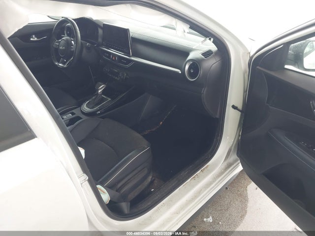 2024 Kia Forte Gt-line მანქანა იყიდება აუქციონზე, vin: 3KPF54AD4RE725125, აუქციონის ნომერი: 46034396