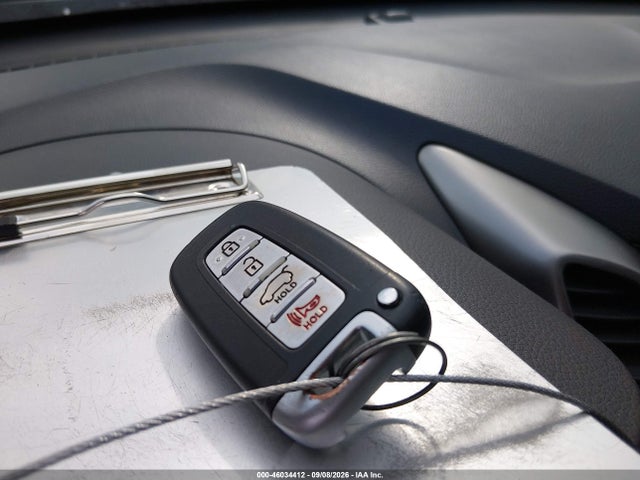 Продаж на аукціоні авто 2013 Hyundai Elantra Gt, vin: KMHD35LE1DU041812, номер лоту: 46034412