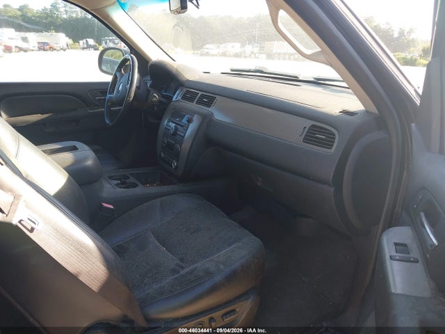 46034441 :رقم المزاد ، 1GNUKJE3XAR165529 vin ، 2010 Chevrolet Suburban 1500 Lt1 مزاد بيع