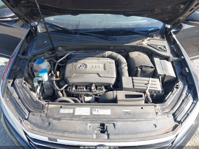 2017 Volkswagen Passat 1.8t Se მანქანა იყიდება აუქციონზე, vin: 1VWBT7A32HC051489, აუქციონის ნომერი: 46034444