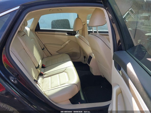 2017 Volkswagen Passat 1.8t Se მანქანა იყიდება აუქციონზე, vin: 1VWBT7A32HC051489, აუქციონის ნომერი: 46034444