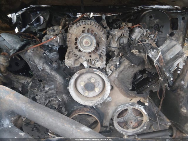 46034466 :رقم المزاد ، 2MEFM74W04X617281 vin ، 2004 Mercury Grand Marquis Gs مزاد بيع