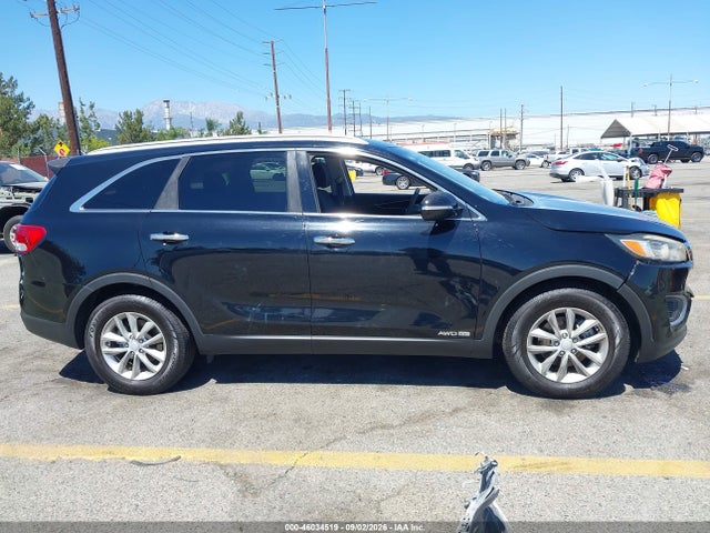 5XYPGDA55GG178132 KIA Sorento 3.3l Lx