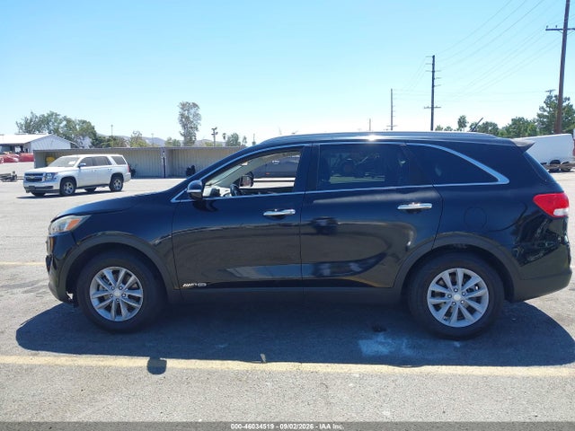 5XYPGDA55GG178132 KIA Sorento 3.3l Lx