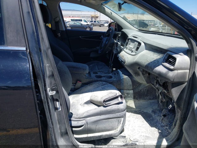 5XYPGDA55GG178132 KIA Sorento 3.3l Lx