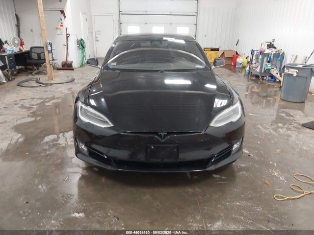 46034560 :رقم المزاد ، 5YJSA1E47JF247025 vin ، 2018 Tesla Model S 100d/75d/p100d مزاد بيع