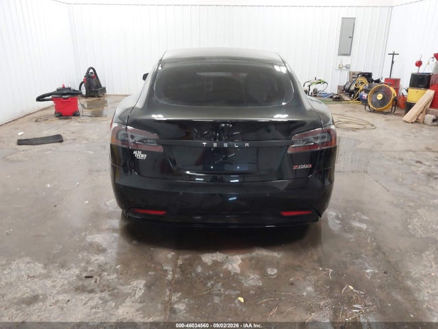46034560 :رقم المزاد ، 5YJSA1E47JF247025 vin ، 2018 Tesla Model S 100d/75d/p100d مزاد بيع