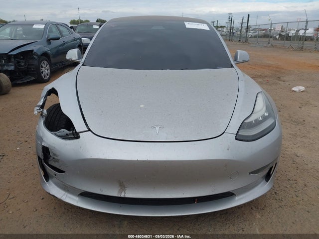 Продажа на аукционе авто 2018 Tesla Model 3 Long Range/mid Range, vin: 5YJ3E1EA5JF060705, номер лота: 46034631