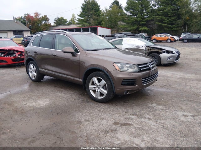 46034683 :رقم المزاد ، WVGFK9BP2BD007297 vin ، 2011 Volkswagen Touareg Tdi Lux مزاد بيع