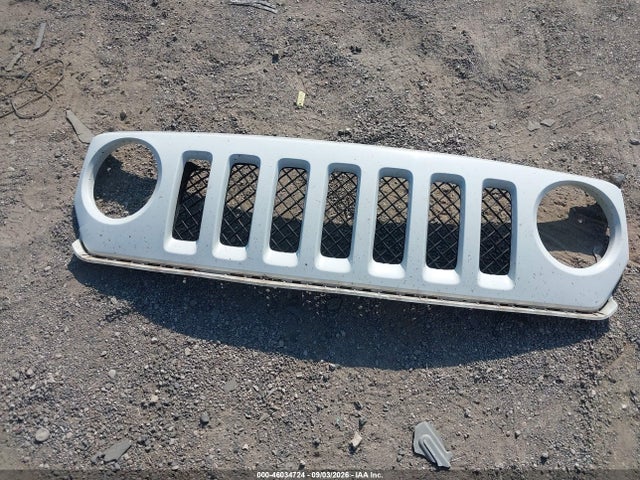 46034724 :رقم المزاد ، 1C4NJRBBXFD283403 vin ، 2015 Jeep Patriot Sport مزاد بيع