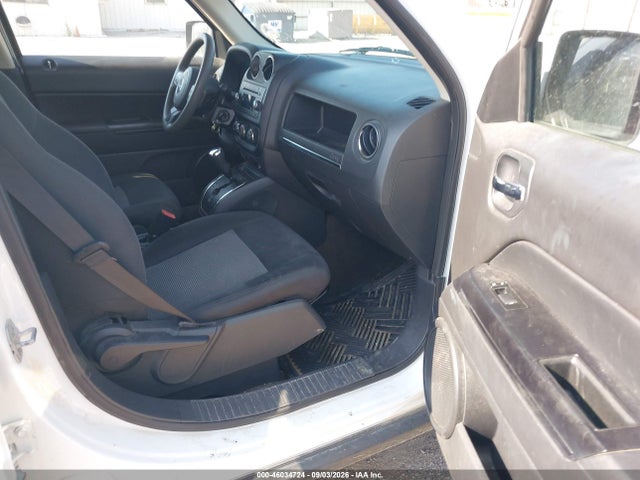 46034724 :رقم المزاد ، 1C4NJRBBXFD283403 vin ، 2015 Jeep Patriot Sport مزاد بيع