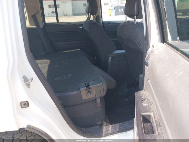 46034724 :رقم المزاد ، 1C4NJRBBXFD283403 vin ، 2015 Jeep Patriot Sport مزاد بيع