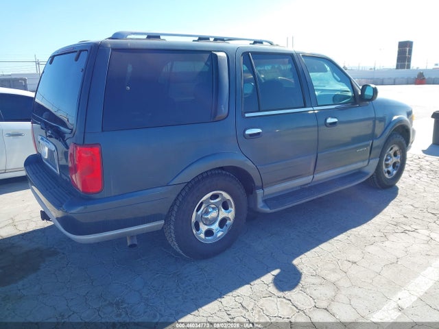 46034773 :رقم المزاد ، 5LMFU28R91LJ31255 vin ، 2001 Lincoln Navigator مزاد بيع