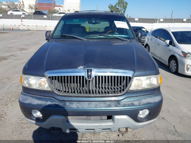 46034773 :رقم المزاد ، 5LMFU28R91LJ31255 vin ، 2001 Lincoln Navigator مزاد بيع