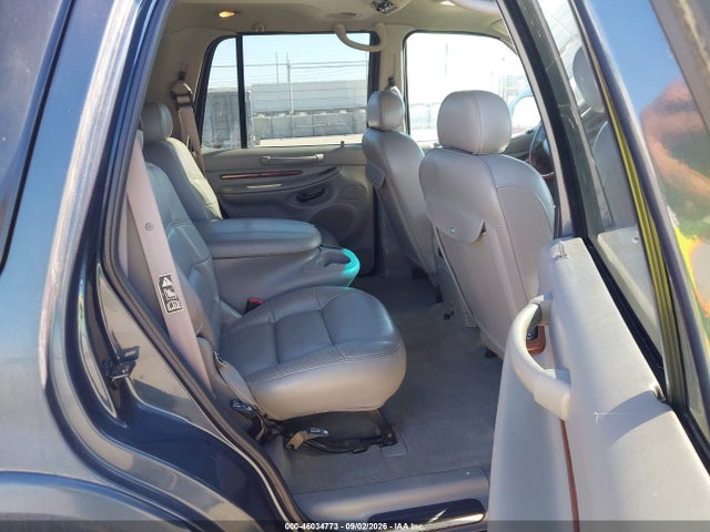 46034773 :رقم المزاد ، 5LMFU28R91LJ31255 vin ، 2001 Lincoln Navigator مزاد بيع