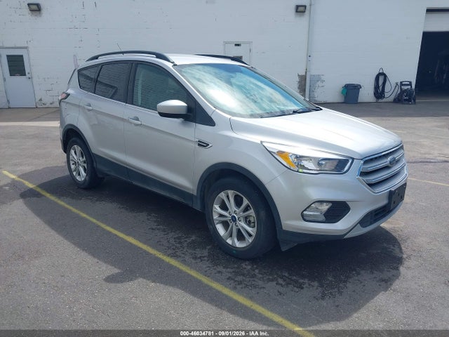 46034781 :رقم المزاد ، 1FMCU9GD8JUD08487 vin ، 2018 Ford Escape Se مزاد بيع