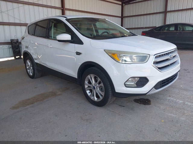 46034782 :رقم المزاد ، 1FMCU9GD3HUB43166 vin ، 2017 Ford Escape Se مزاد بيع
