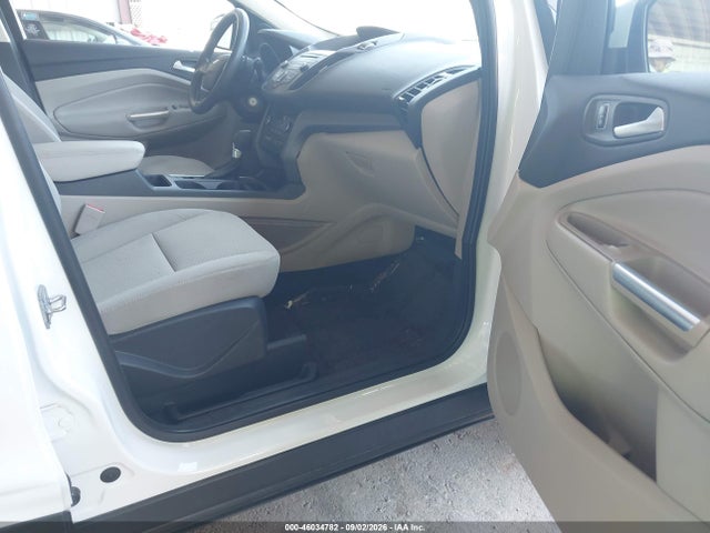 46034782 :رقم المزاد ، 1FMCU9GD3HUB43166 vin ، 2017 Ford Escape Se مزاد بيع