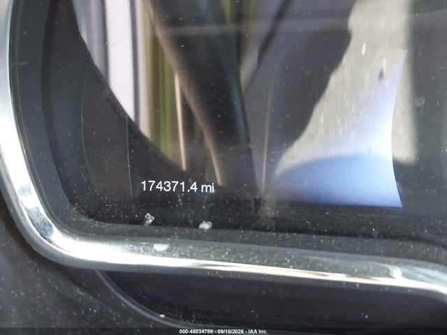 Lincoln Mkt Reserve 2018 2LMHJ5AT2JBL00452 Image 14